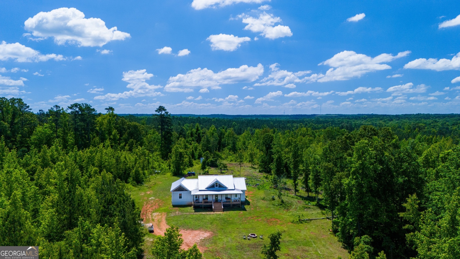 428 Whitfield Road, Hogansville, Georgia 30230, 4 Bedrooms Bedrooms, ,3 BathroomsBathrooms,Residential,For Sale,Whitfield,9130027