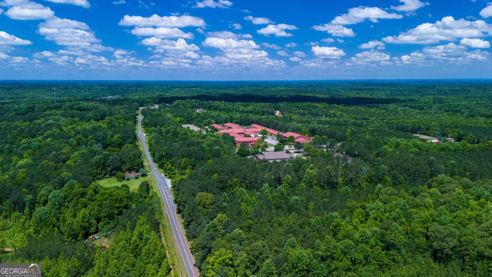 428 Whitfield Road, Hogansville, Georgia 30230, 4 Bedrooms Bedrooms, ,3 BathroomsBathrooms,Residential,For Sale,Whitfield,9130027