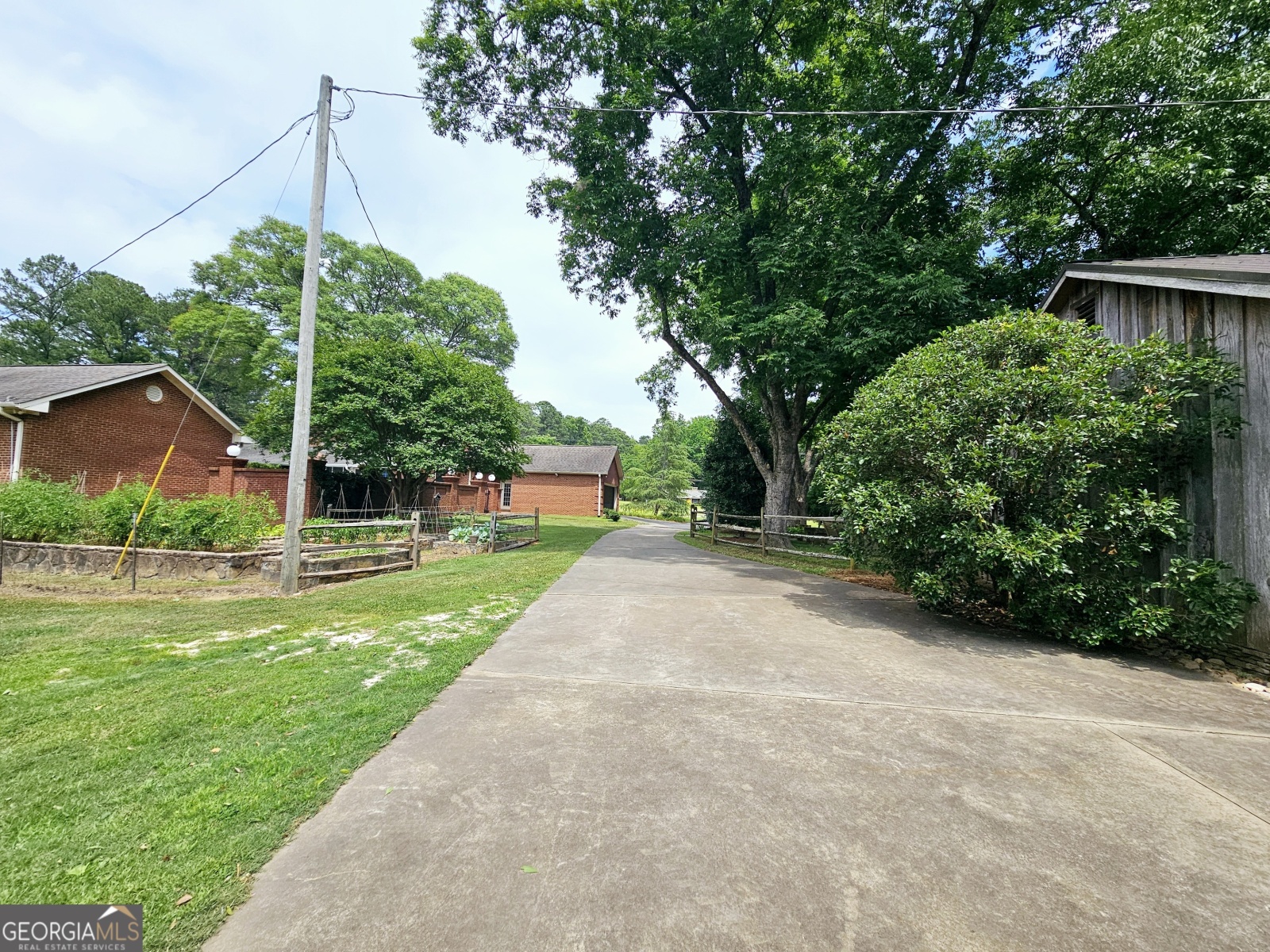 233 Sivell Road, LaGrange, Georgia 30241, 3 Bedrooms Bedrooms, ,2 BathroomsBathrooms,Residential,For Sale,Sivell,9131097