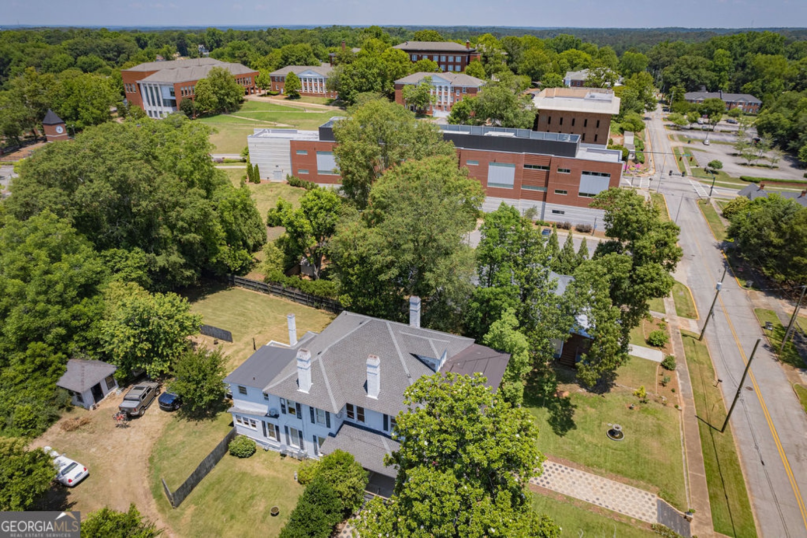 206 Park Avenue, Lagrange, Georgia 30240, 6 Bedrooms Bedrooms, ,4 BathroomsBathrooms,Residential,For Sale,Park,9131546