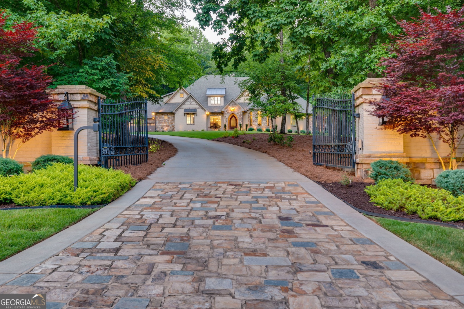 183 Arbor Shores, Newnan, Georgia 30265, 5 Bedrooms Bedrooms, ,5 BathroomsBathrooms,Residential,For Sale,Arbor Shores,9132095