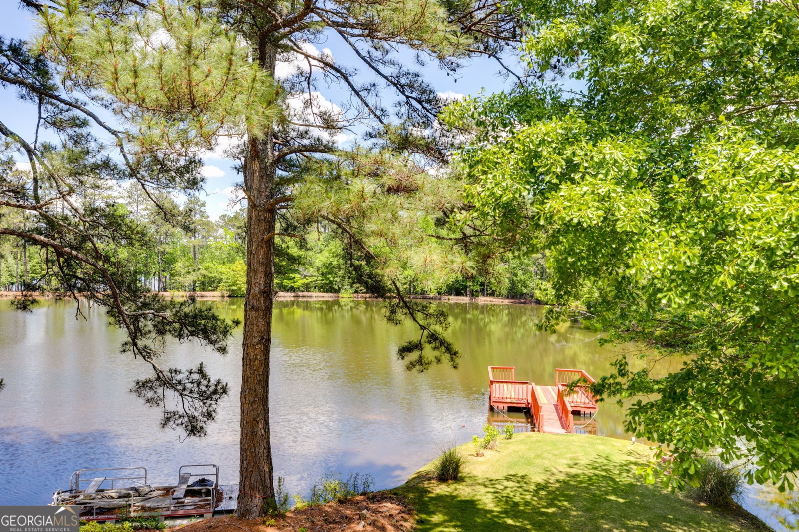 110 Pond View Point, Lagrange, Georgia 30240, 6 Bedrooms Bedrooms, ,4 BathroomsBathrooms,Residential,For Sale,Pond View,9134041