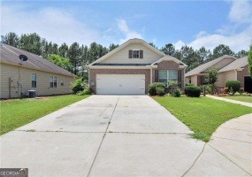 243 River Meadow Drive, Lagrange, Georgia 30241, 3 Bedrooms Bedrooms, ,2 BathroomsBathrooms,Residential,For Sale,River Meadow,9134667