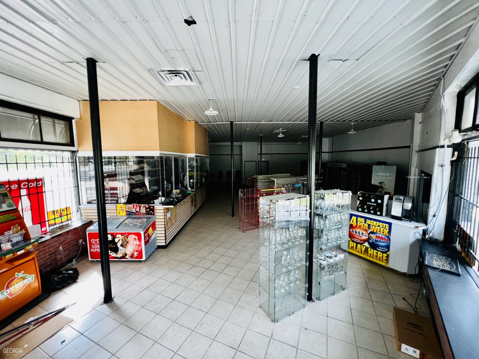 1631 Warm Springs Rd, Columbus, Georgia 31904, ,Commercial Sale,For Sale,Warm Springs Rd,9135602