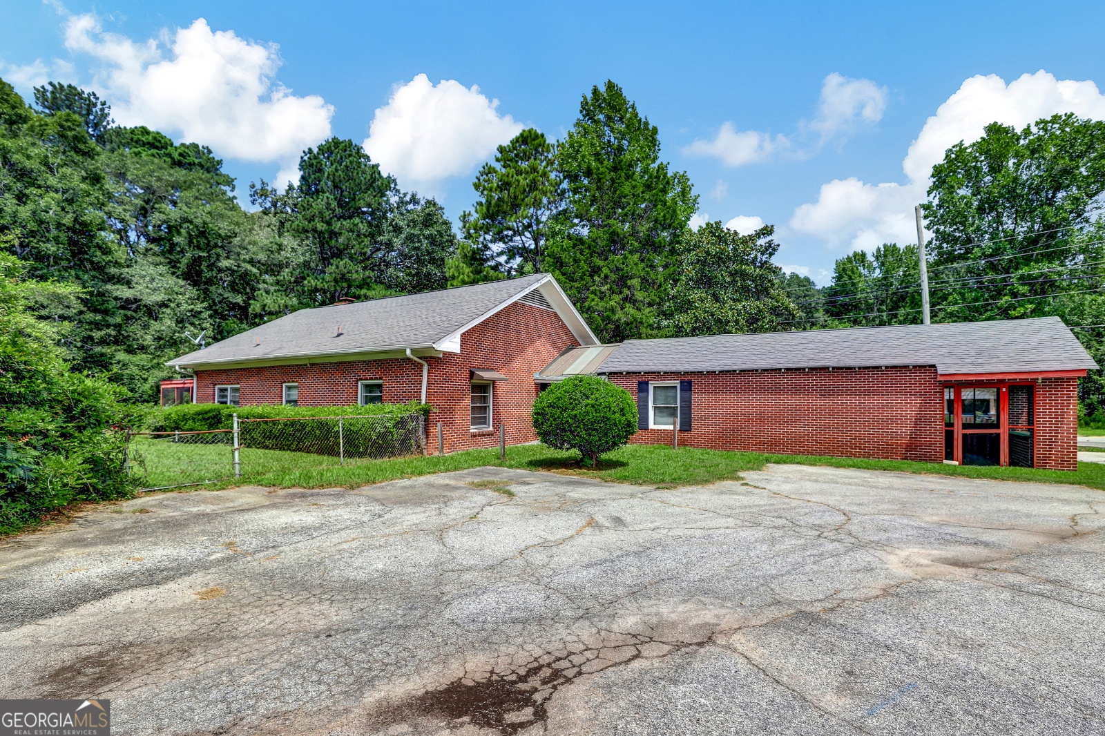 276 Tyrone Road, Fayetteville, Georgia 30214, ,Commercial Sale,For Sale,Tyrone,9136532