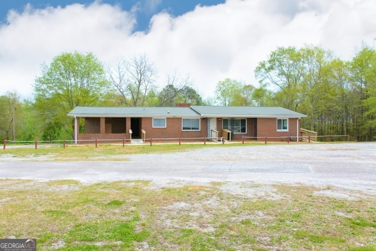 2548 S Highway 27, Carrollton, Georgia 30117, ,Commercial Sale,For Sale,S Highway 27,9136666