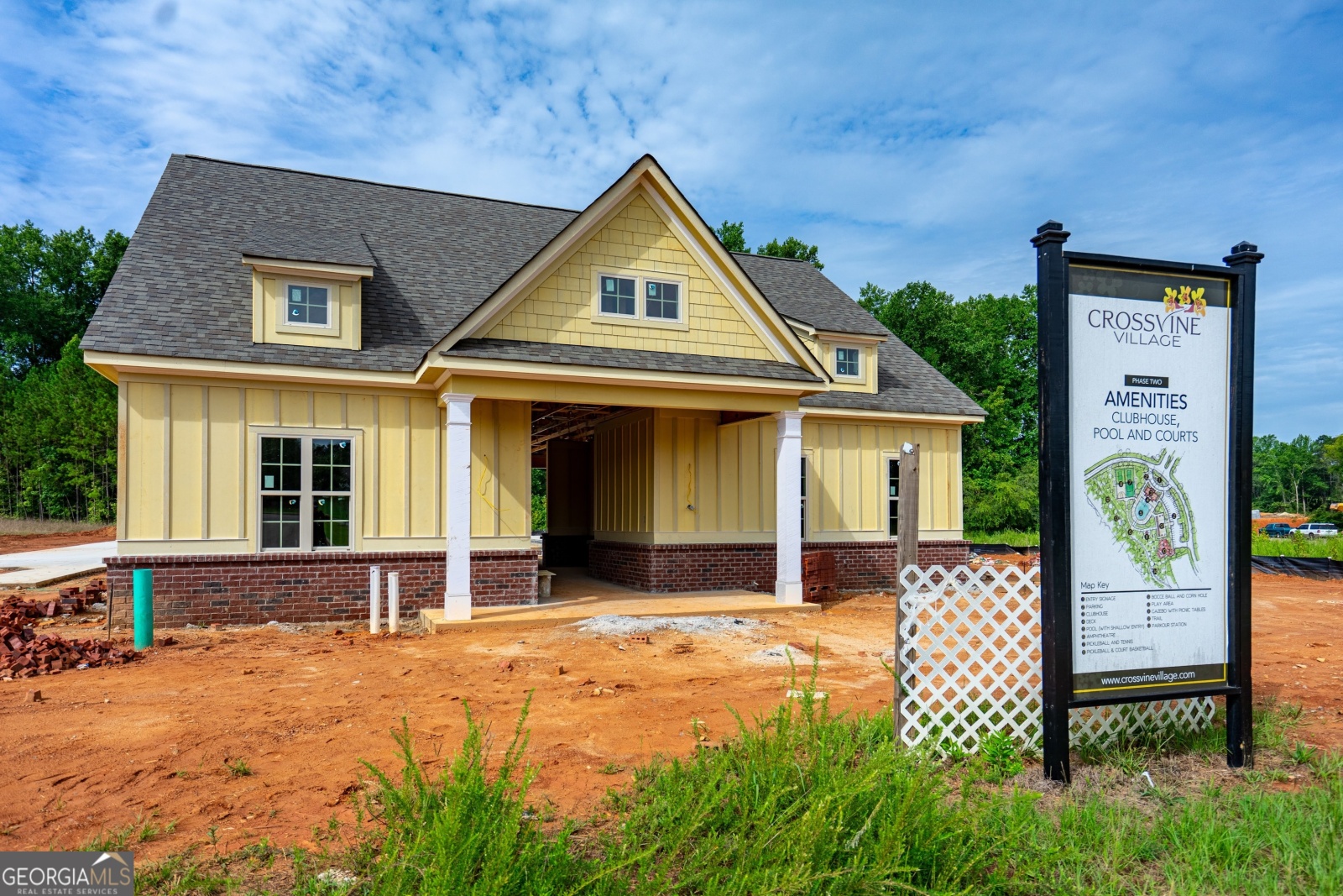 417 Sweetwood Ct, LaGrange, Georgia 30241, 5 Bedrooms Bedrooms, ,3 BathroomsBathrooms,Residential,For Sale,Sweetwood Ct,9136736