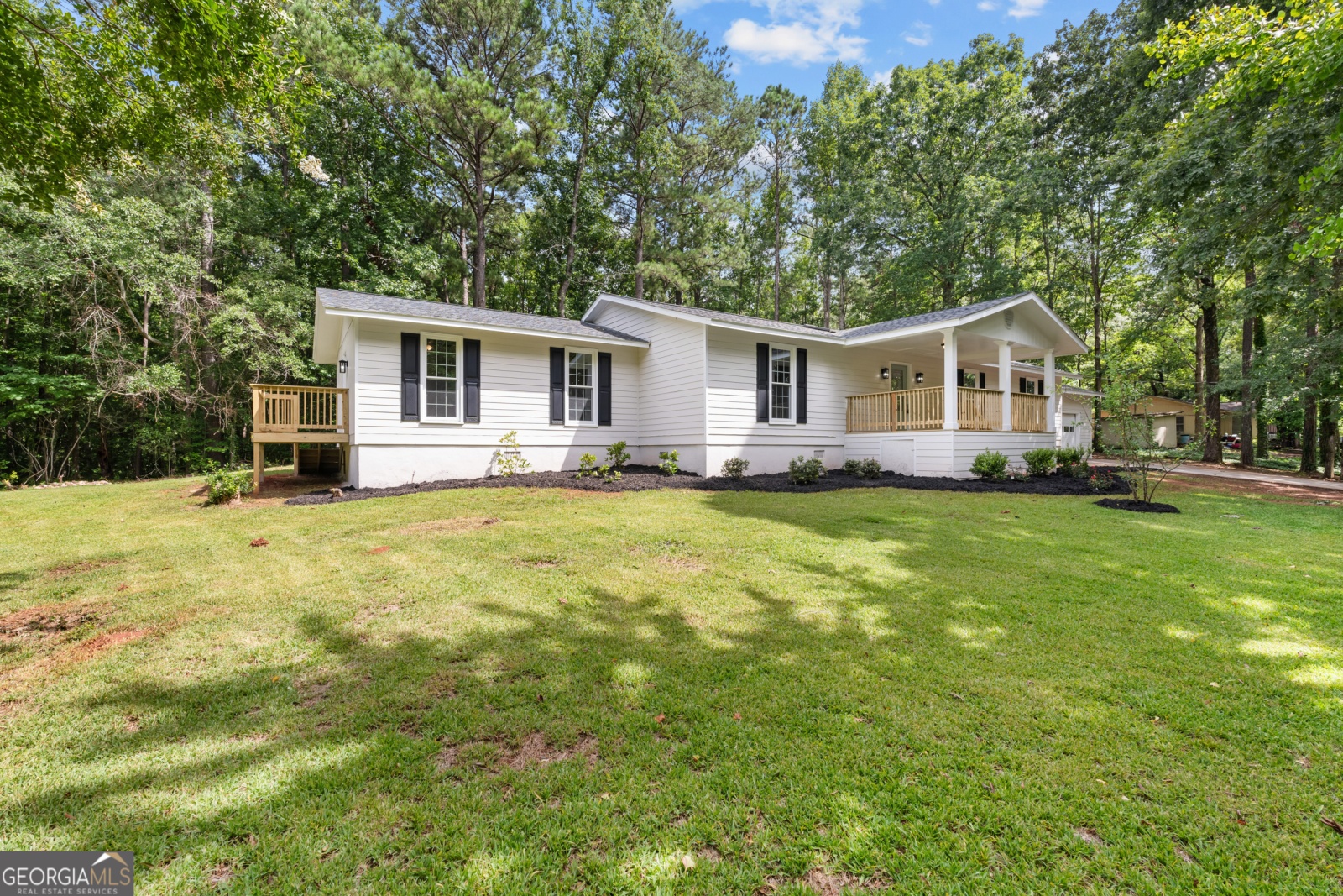 134 Hickory Circle, West Point, Georgia 31833, 4 Bedrooms Bedrooms, ,3 BathroomsBathrooms,Residential,For Sale,Hickory,9136818