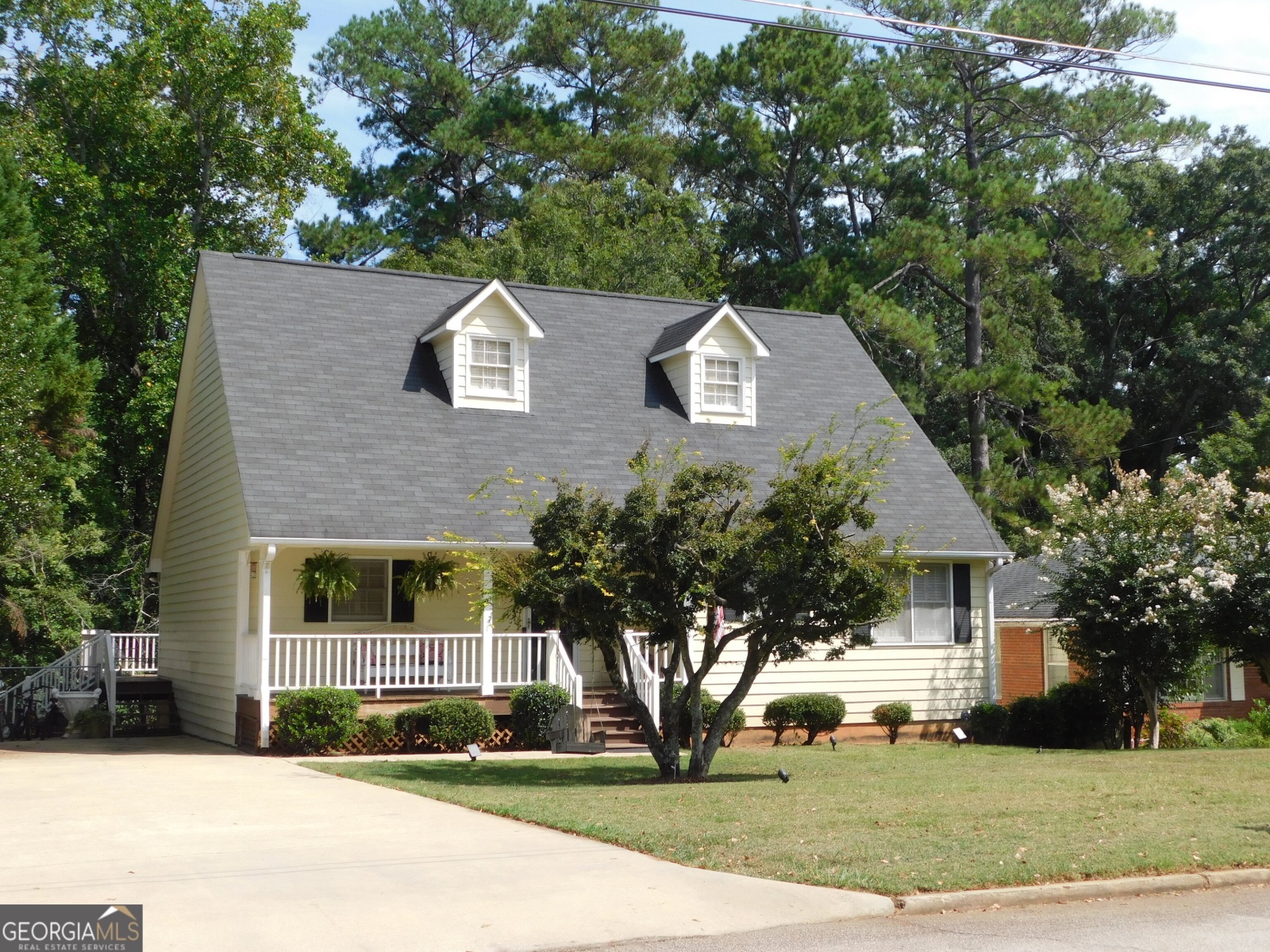 410 Gordon Street, LaGrange, Georgia 30240, 4 Bedrooms Bedrooms, ,3 BathroomsBathrooms,Residential,For Sale,Gordon,9136968