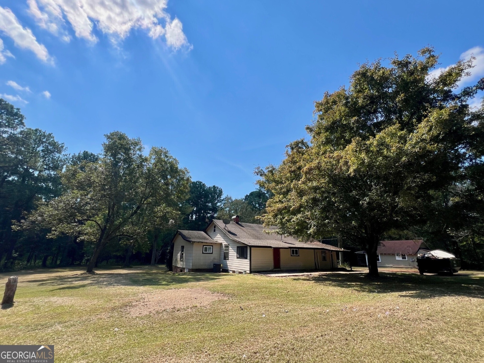 3067 Sr 18 Highway, West Point, Georgia 31833, ,Residential Income,For Sale,Sr 18,9137800