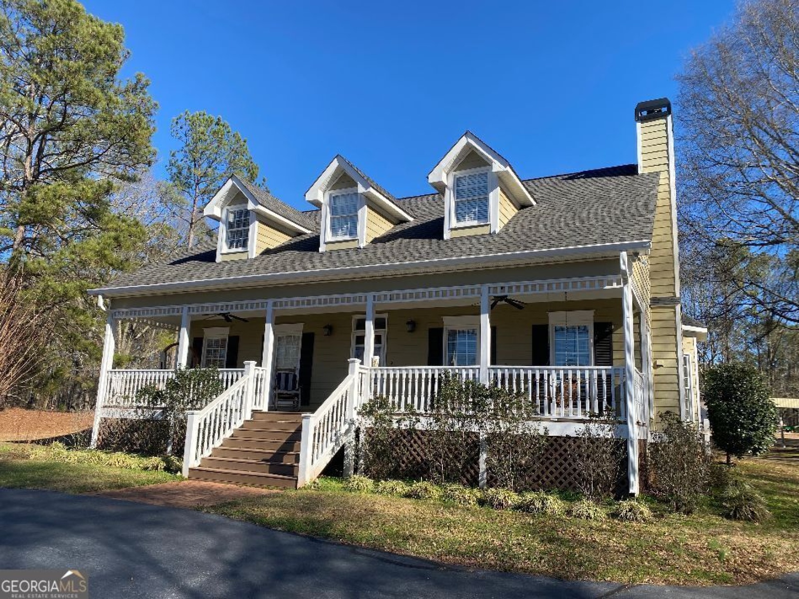 1311 Martin Mill Road, Moreland, Georgia 30259, 4 Bedrooms Bedrooms, ,3 BathroomsBathrooms,Residential,For Sale,Martin Mill,9138379