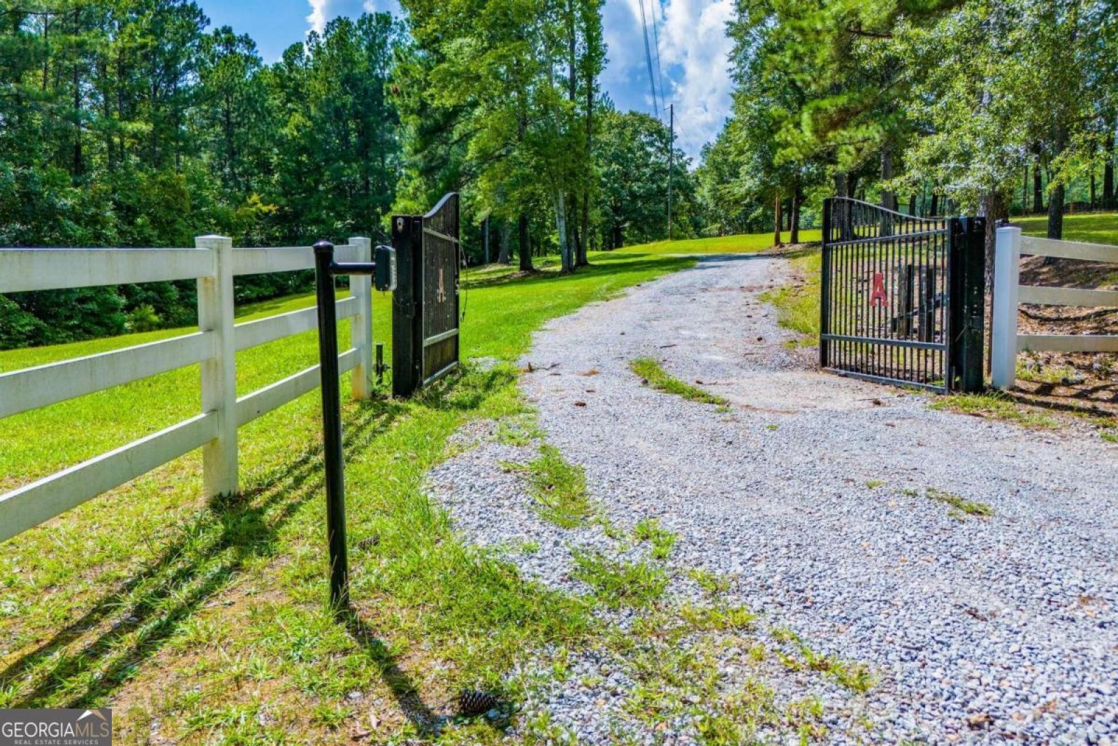 113 Bottoms Road, Carrollton, Georgia 30116, 3 Bedrooms Bedrooms, ,2 BathroomsBathrooms,Residential,For Sale,Bottoms,9138444