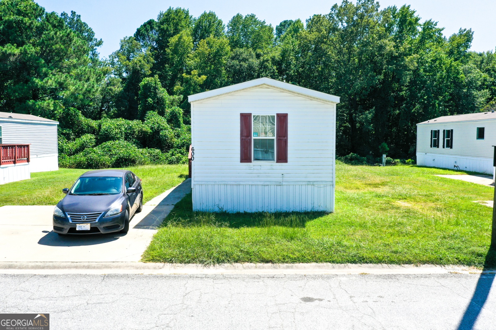 600 Greenview Circle, Fayetteville, Georgia 30214, 3 Bedrooms Bedrooms, ,2 BathroomsBathrooms,Residential,For Sale,Greenview,9138462