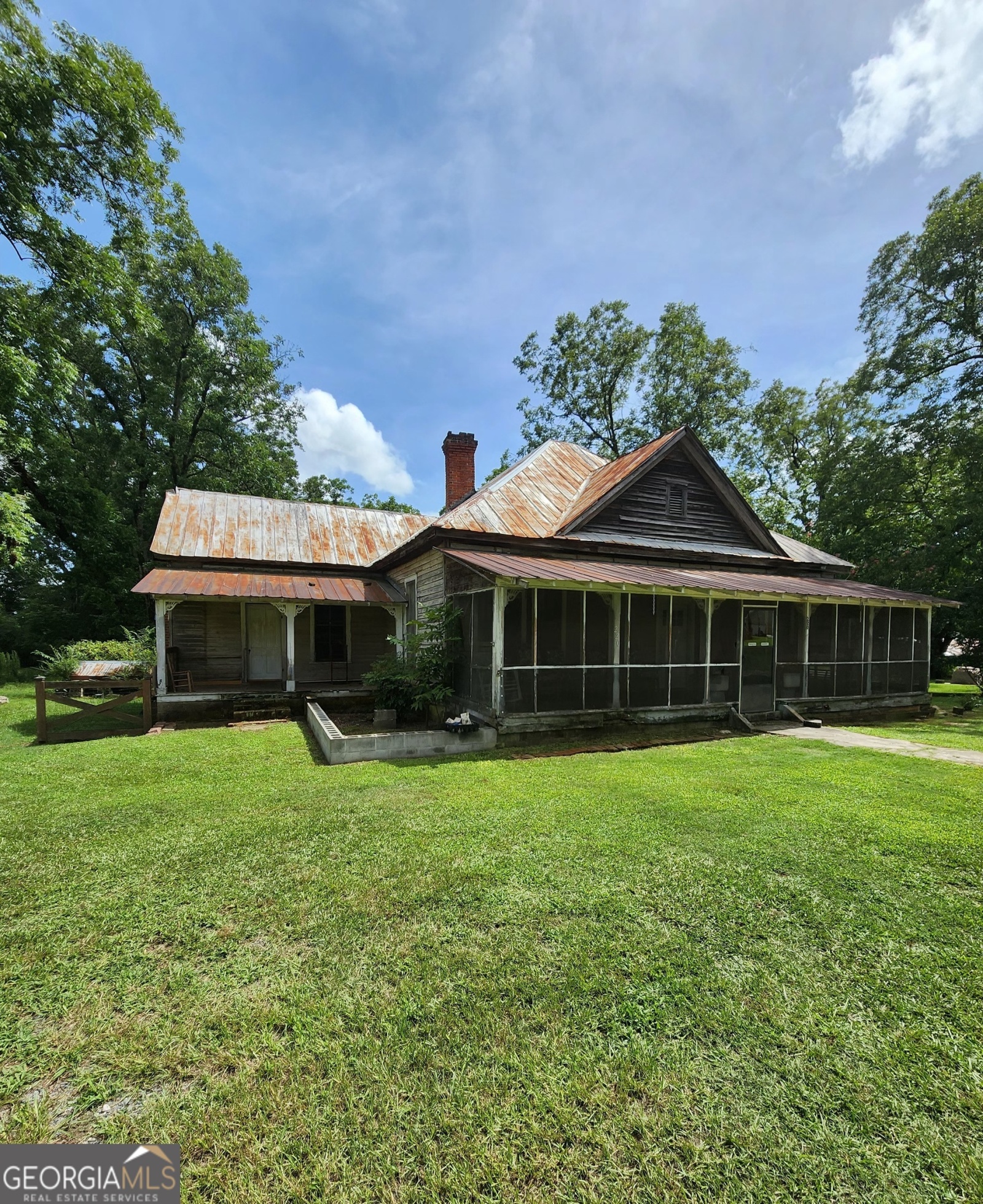 220 Fowler Street, Greenville, Georgia 30222, 3 Bedrooms Bedrooms, ,2 BathroomsBathrooms,Residential,For Sale,Fowler,9138555