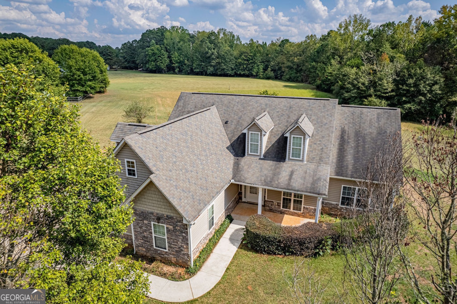 1992 Old Corinth Road, Newnan, Georgia 30263, 3 Bedrooms Bedrooms, ,2 BathroomsBathrooms,Residential,For Sale,Old Corinth,9138590