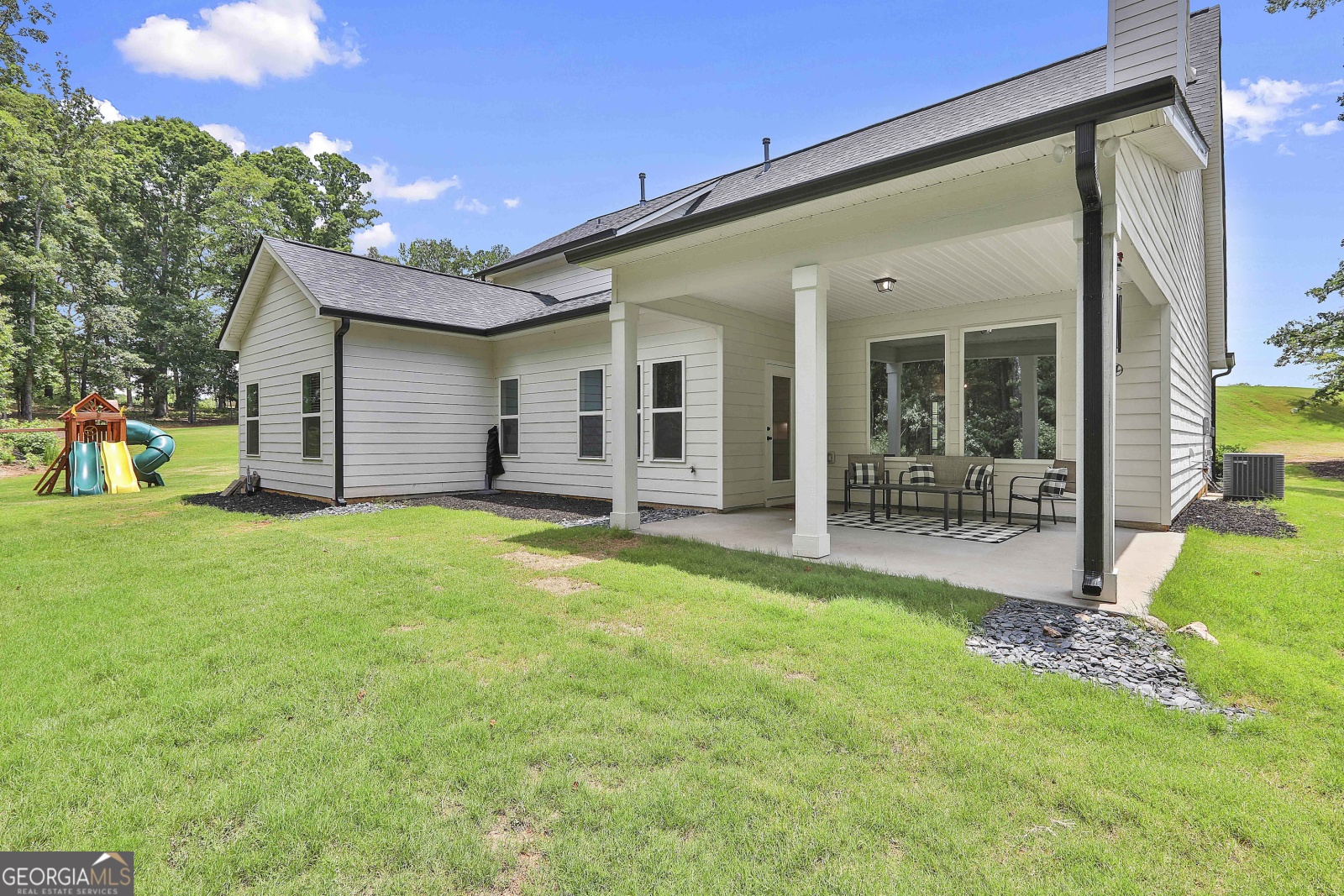 170 Elizabeth Lane, Newnan, Georgia 30265, 4 Bedrooms Bedrooms, ,4 BathroomsBathrooms,Residential,For Sale,Elizabeth,9138640