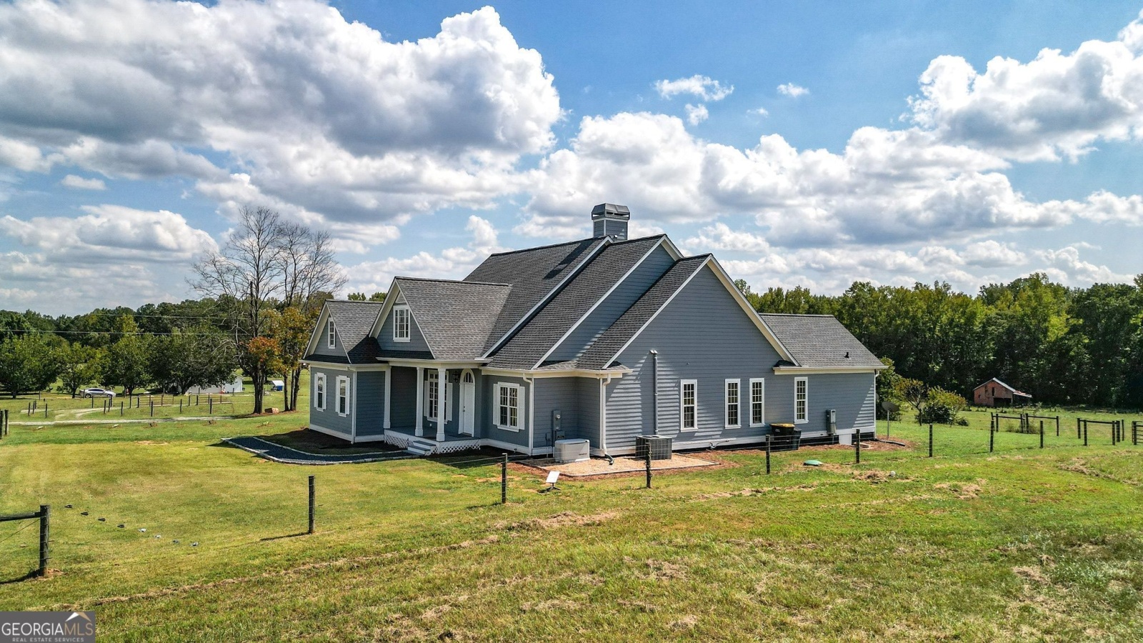 1010 Gray Girls Road, Senoia, Georgia 30276, 4 Bedrooms Bedrooms, ,3 BathroomsBathrooms,Residential,For Sale,Gray Girls,9138654