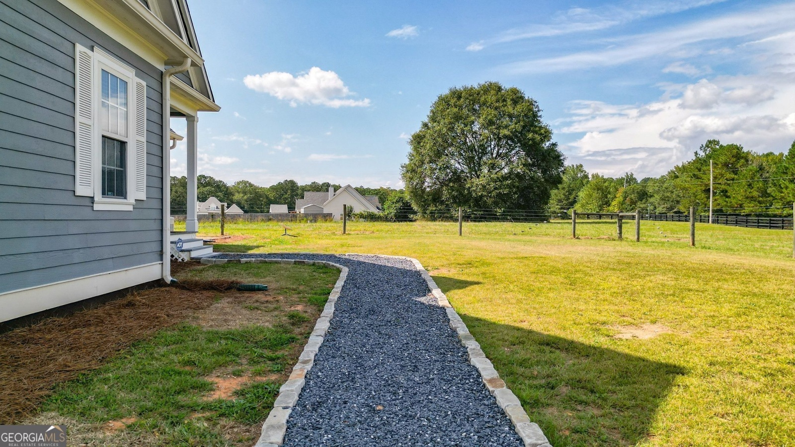 1010 Gray Girls Road, Senoia, Georgia 30276, 4 Bedrooms Bedrooms, ,3 BathroomsBathrooms,Residential,For Sale,Gray Girls,9138654