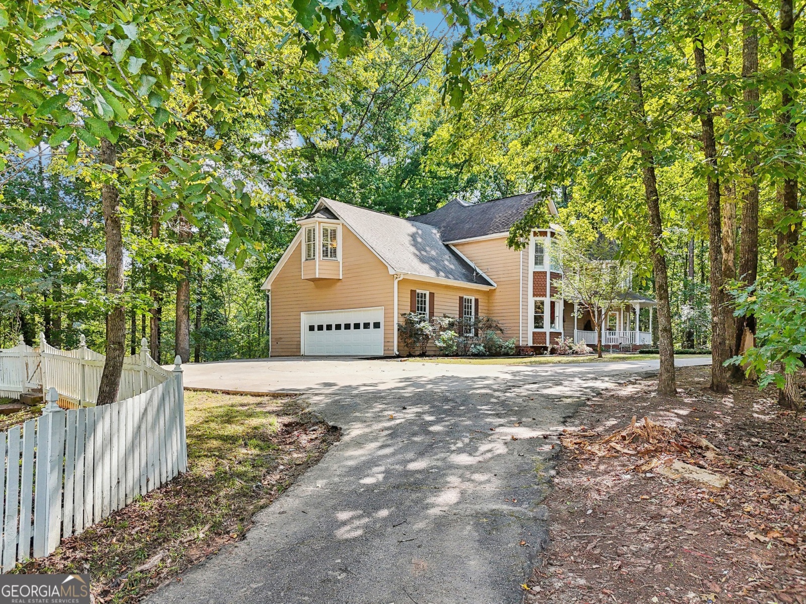 1110 Beavers Road, Newnan, Georgia 30263, 5 Bedrooms Bedrooms, ,4 BathroomsBathrooms,Residential,For Sale,Beavers,9138775