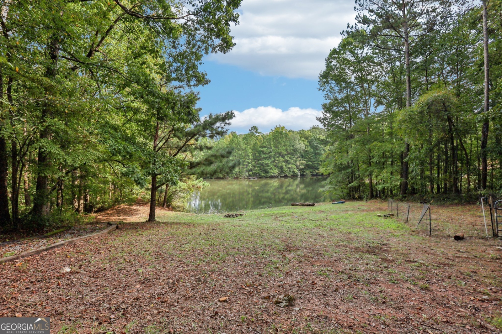 1110 Beavers Road, Newnan, Georgia 30263, 5 Bedrooms Bedrooms, ,4 BathroomsBathrooms,Residential,For Sale,Beavers,9138775