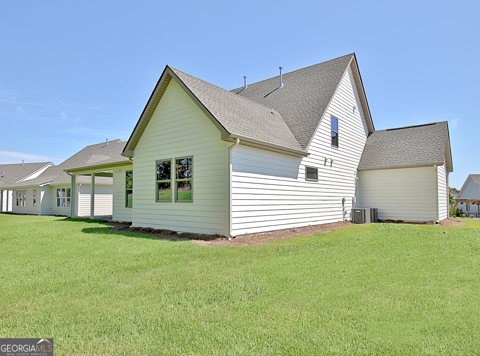 90 Greylock Creek Drive, Senoia, Georgia 30276, 4 Bedrooms Bedrooms, ,3 BathroomsBathrooms,Residential,For Sale,Greylock Creek,9138806