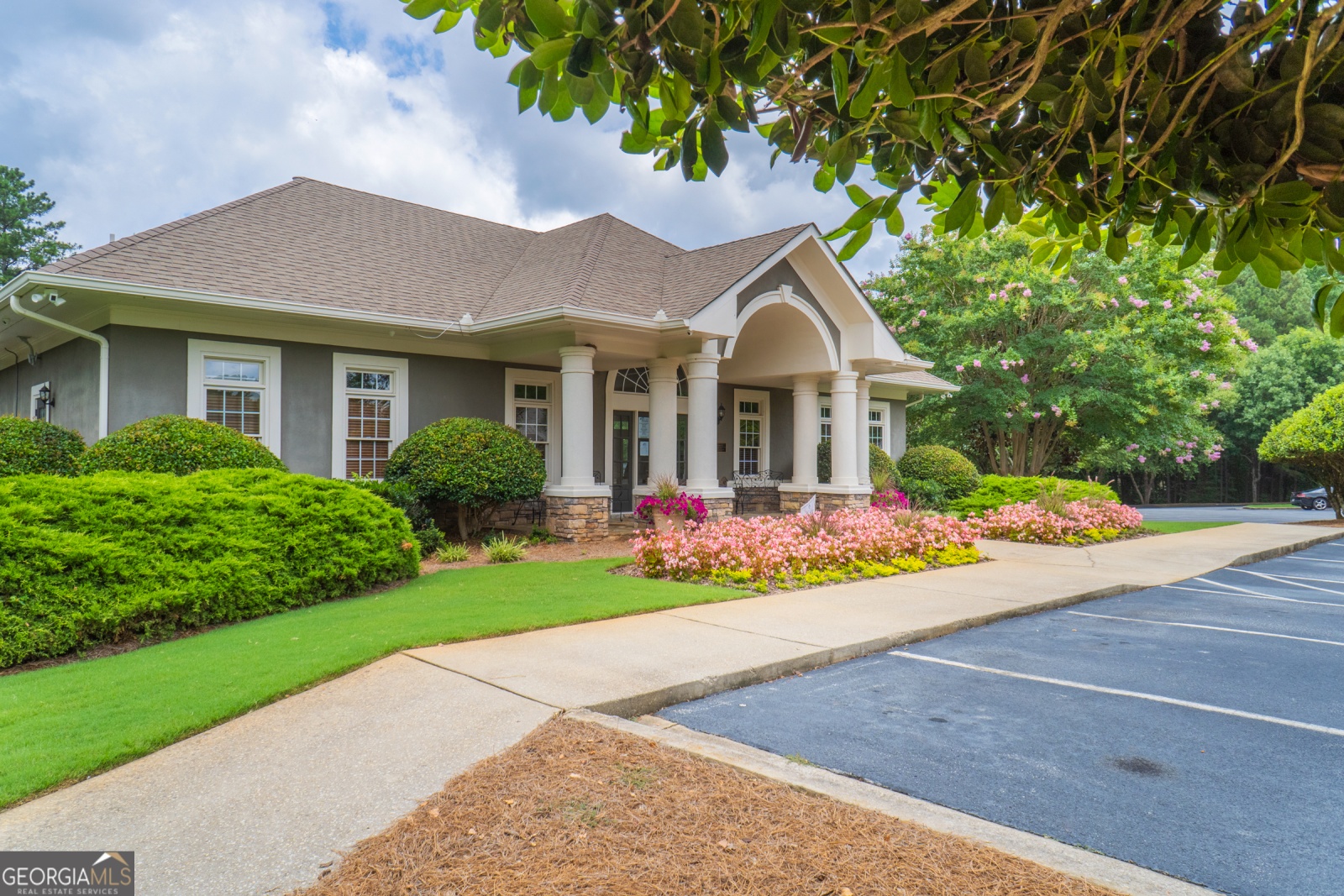 2510 Shoreline Parkway, Villa Rica, Georgia 30180, 4 Bedrooms Bedrooms, ,3 BathroomsBathrooms,Residential,For Sale,Shoreline,9138832