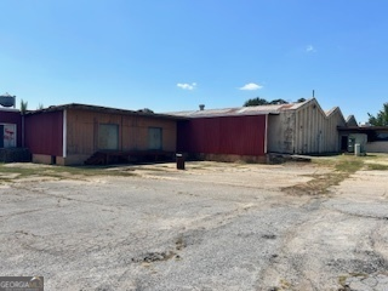 142 City Hall Avenue, Bowdon, Georgia 30108, ,Commercial Sale,For Sale,City Hall,9138875