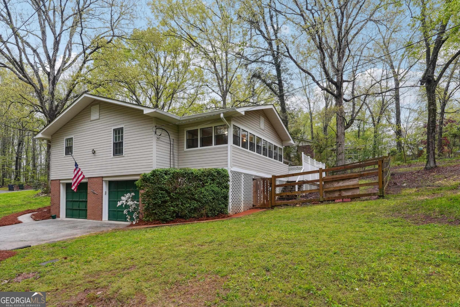 123 Windemere Drive, Bremen, Georgia 30110, 3 Bedrooms Bedrooms, ,2 BathroomsBathrooms,Residential,For Sale,Windemere,9138937