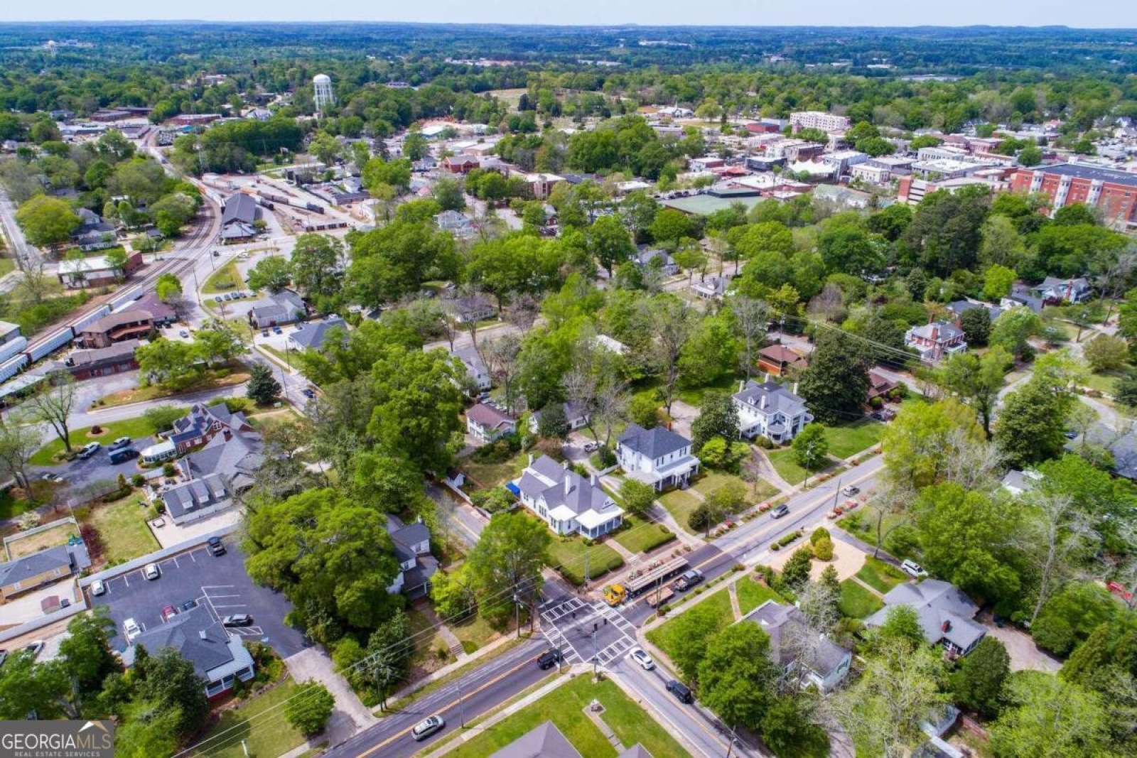 315 Dixie Street, Carrollton, Georgia 30117, 3 Bedrooms Bedrooms, ,2 BathroomsBathrooms,Residential,For Sale,Dixie,9138957