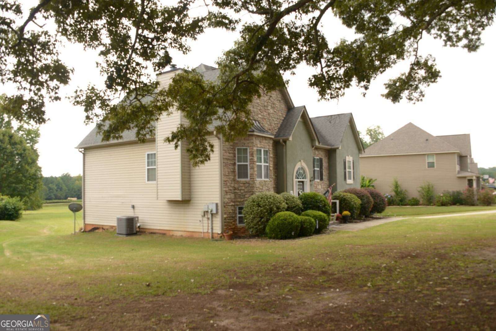 201 Brookwood Drive, Carrollton, Georgia 30117, 5 Bedrooms Bedrooms, ,3 BathroomsBathrooms,Residential,For Sale,Brookwood,9139094