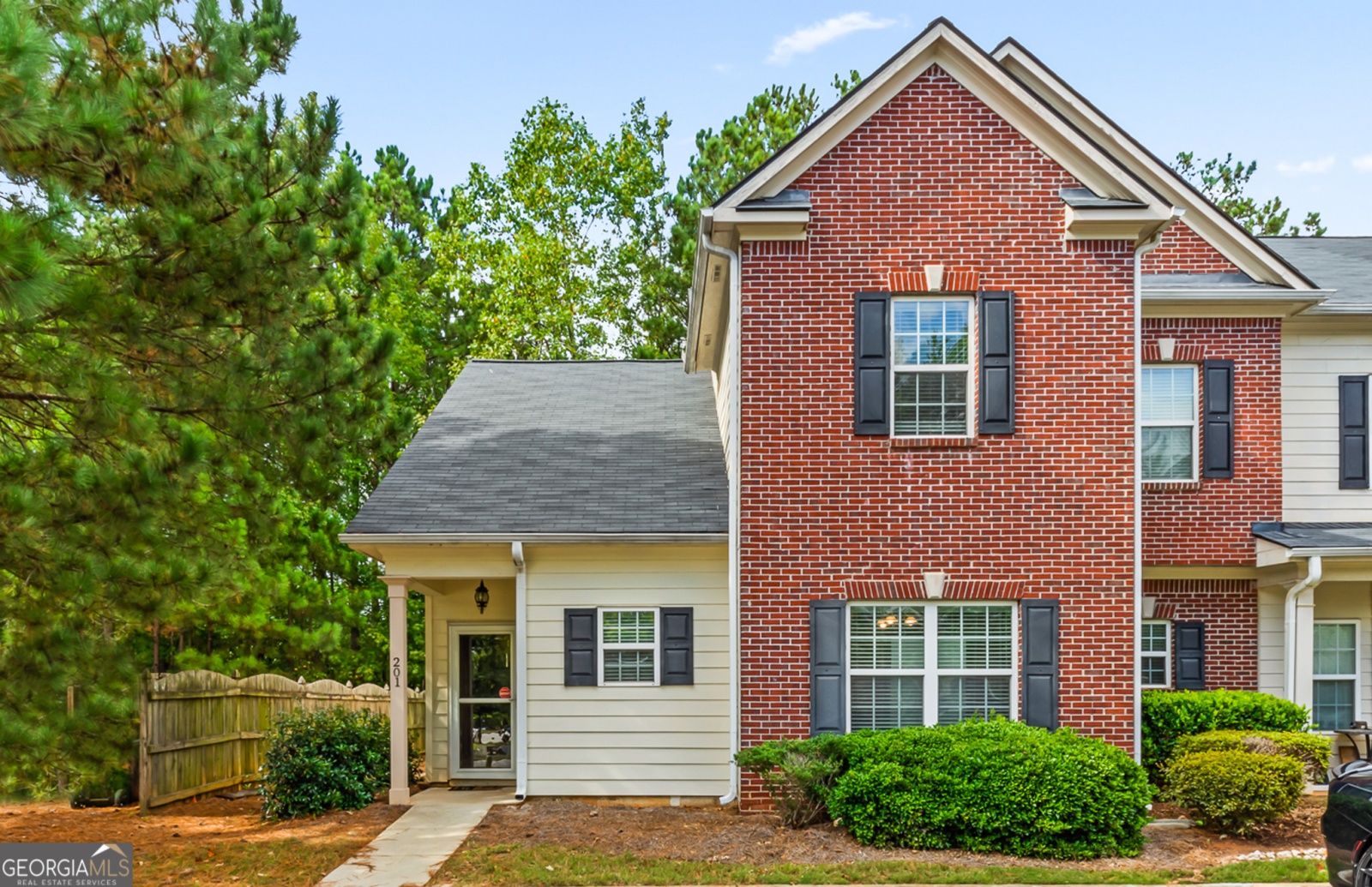 201 Granite Way, Newnan, Georgia 30265, 3 Bedrooms Bedrooms, ,2 BathroomsBathrooms,Residential,For Sale,Granite,9139109