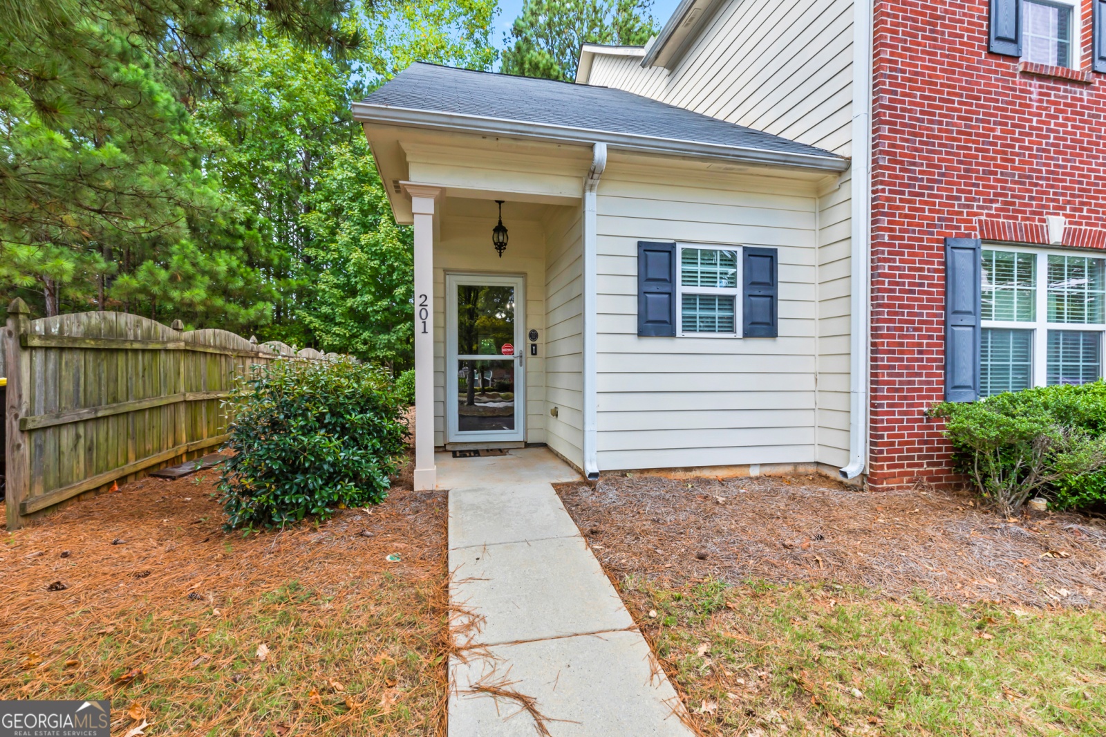 201 Granite Way, Newnan, Georgia 30265, 3 Bedrooms Bedrooms, ,2 BathroomsBathrooms,Residential,For Sale,Granite,9139109