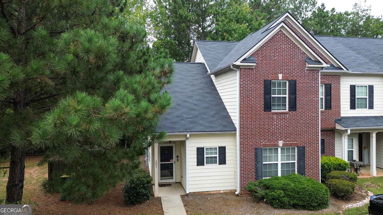 201 Granite Way, Newnan, Georgia 30265, 3 Bedrooms Bedrooms, ,2 BathroomsBathrooms,Residential,For Sale,Granite,9139109