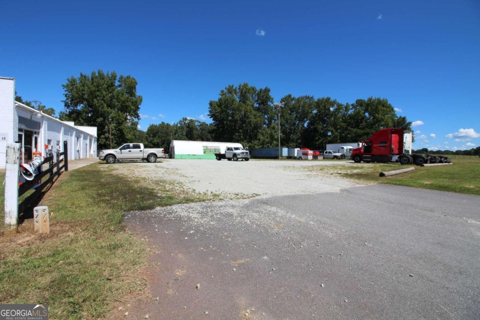 18 Highway 16, Newnan, Georgia 30263, ,Commercial Sale,For Sale,Highway 16,9139143