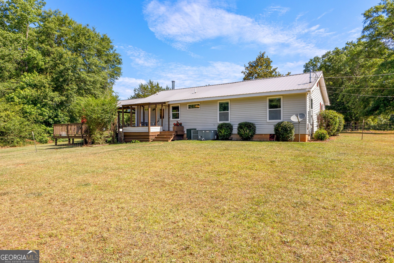 382 Lamb Road, Moreland, Georgia 30259, 3 Bedrooms Bedrooms, ,1 BathroomBathrooms,Residential,For Sale,Lamb,9139156