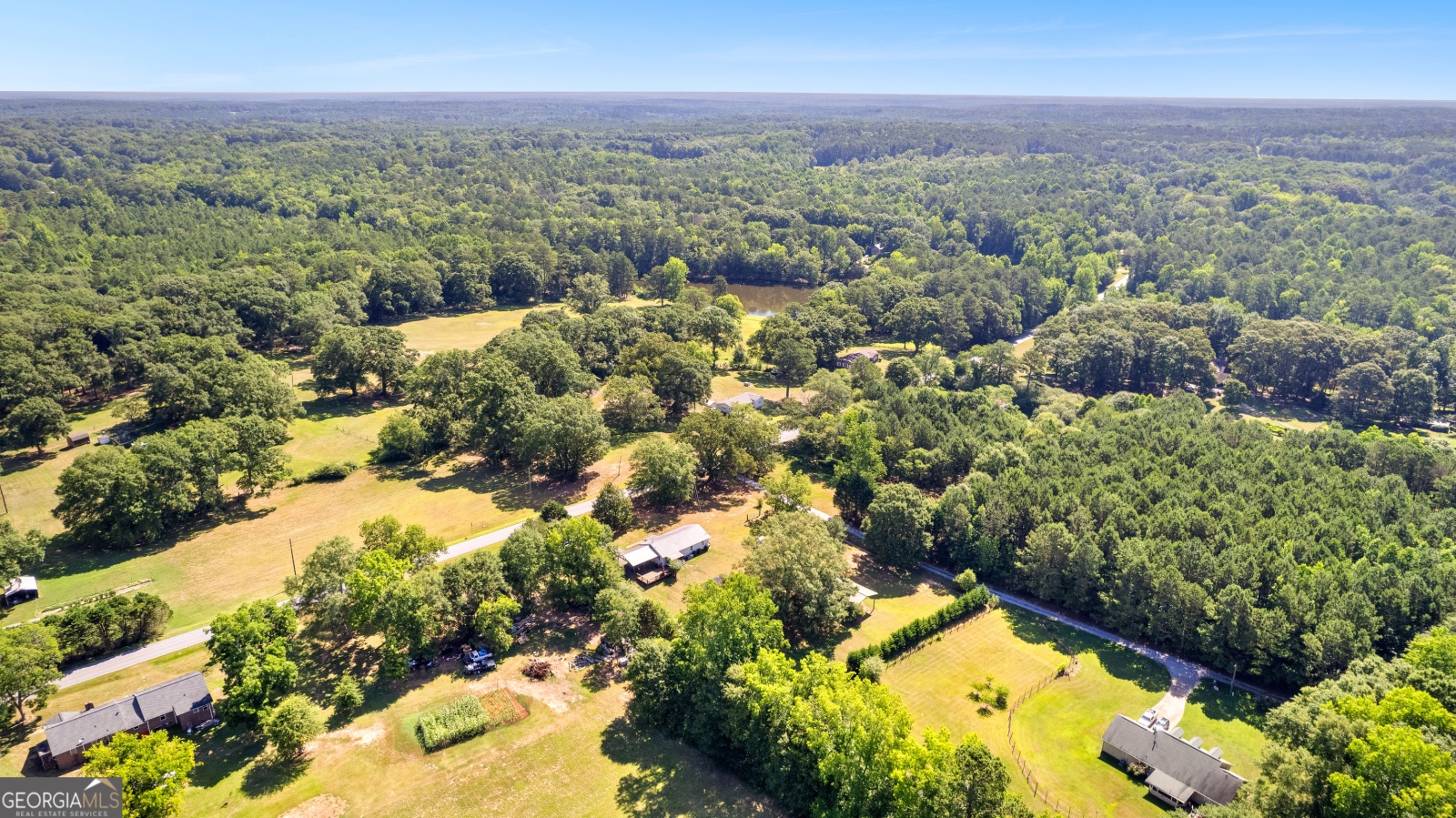 382 Lamb Road, Moreland, Georgia 30259, 3 Bedrooms Bedrooms, ,1 BathroomBathrooms,Residential,For Sale,Lamb,9139156