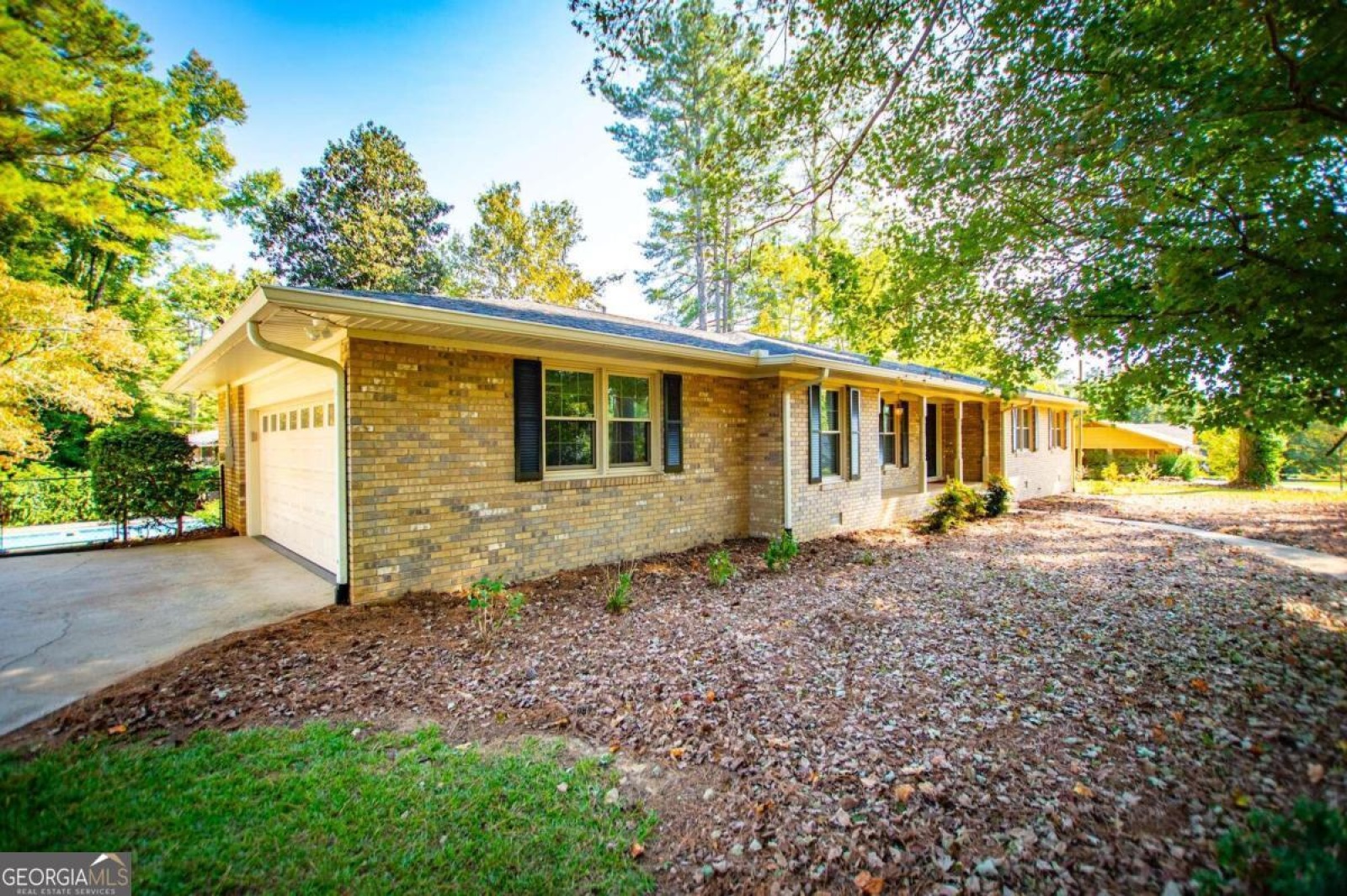 60 Fairlawn Drive, Carrollton, Georgia 30117, 3 Bedrooms Bedrooms, ,2 BathroomsBathrooms,Residential,For Sale,Fairlawn,9139190