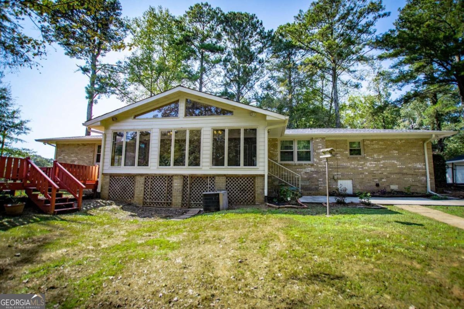 60 Fairlawn Drive, Carrollton, Georgia 30117, 3 Bedrooms Bedrooms, ,2 BathroomsBathrooms,Residential,For Sale,Fairlawn,9139190