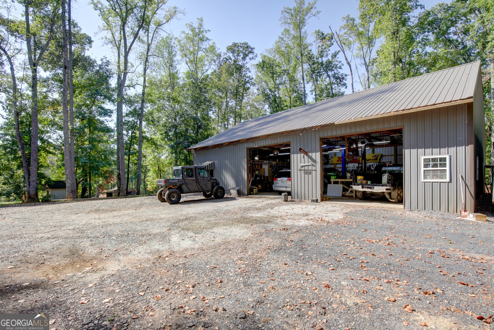 551 Handy Road, Newnan, Georgia 30263, 4 Bedrooms Bedrooms, ,3 BathroomsBathrooms,Residential,For Sale,Handy,9139234