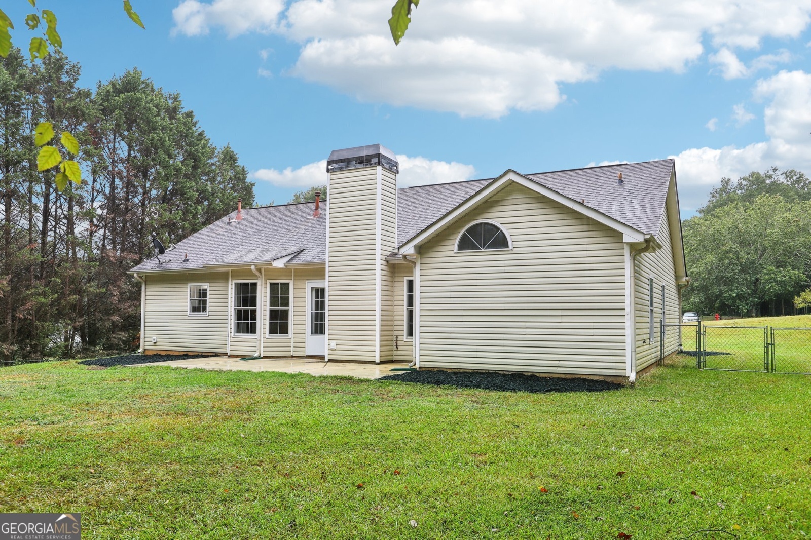 10 Macedonia Woods Drive, Newnan, Georgia 30263, 3 Bedrooms Bedrooms, ,2 BathroomsBathrooms,Residential,For Sale,Macedonia Woods,9139244