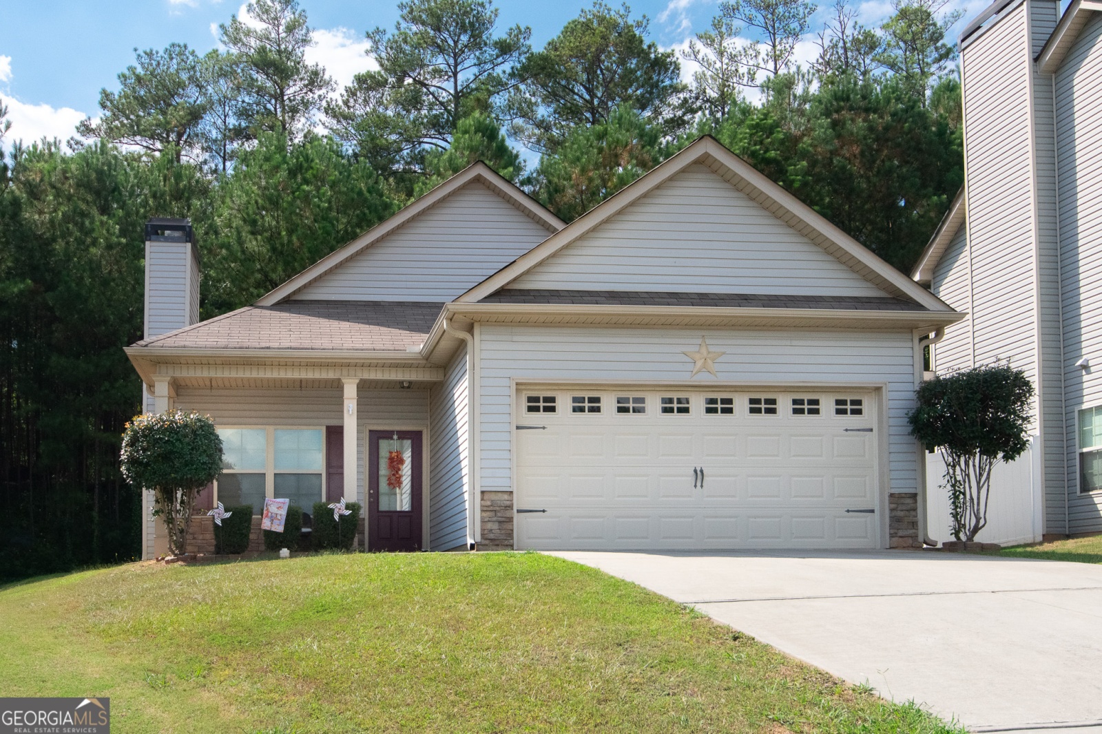 130 Brasch Park Drive, Grantville, Georgia 30220, 3 Bedrooms Bedrooms, ,2 BathroomsBathrooms,Residential,For Sale,Brasch Park,9139264