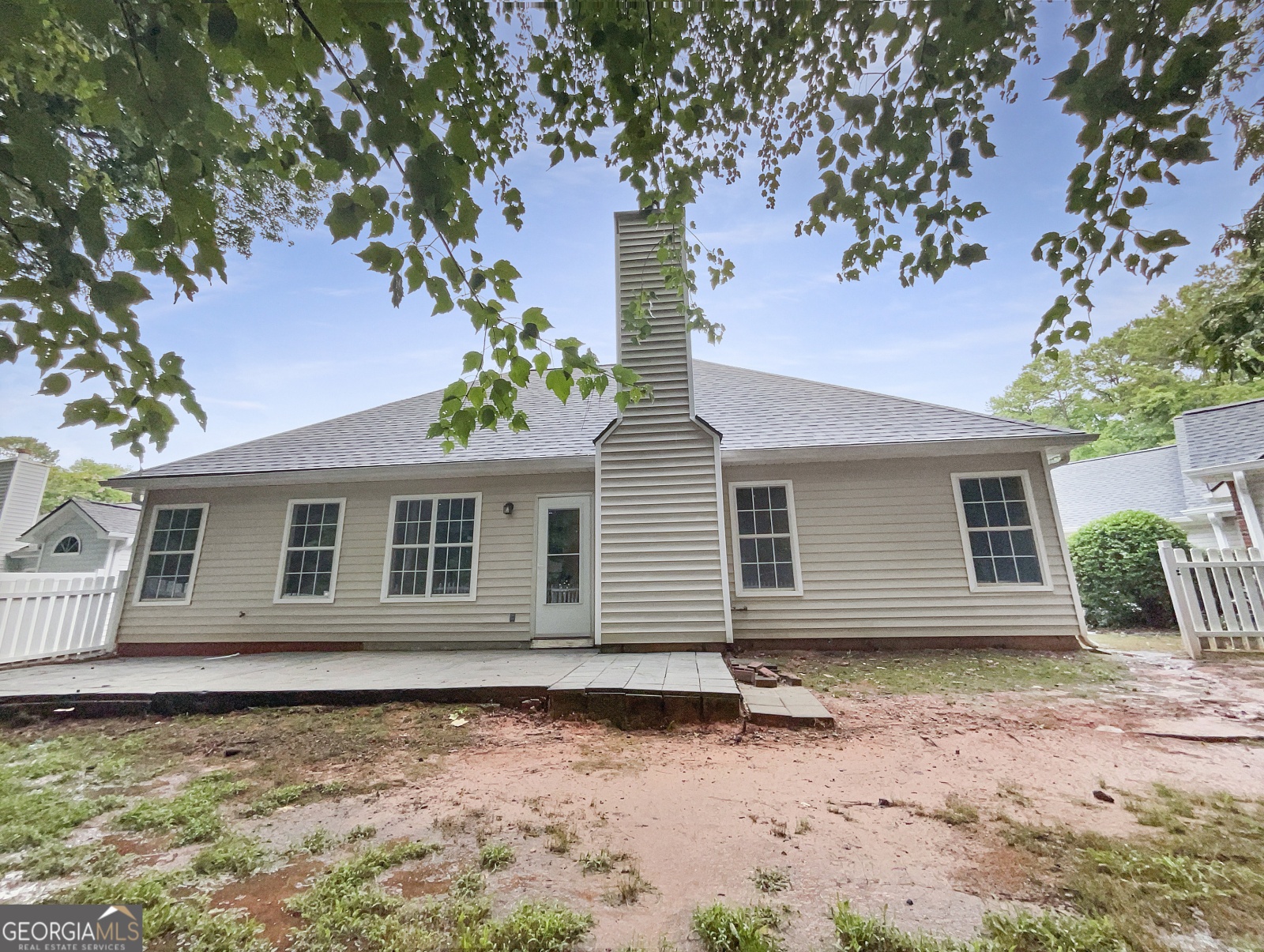 431 Rock Creek Drive, Peachtree City, Georgia 30269, 3 Bedrooms Bedrooms, ,2 BathroomsBathrooms,Residential,For Sale,Rock Creek,9139782