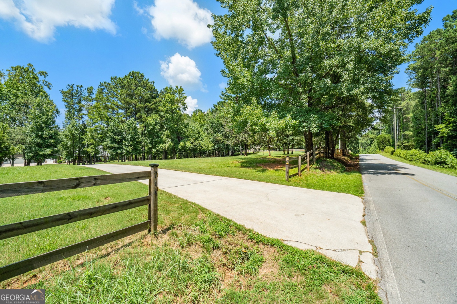 764 Little Vine Church Road, Villa Rica, Georgia 30180, 5 Bedrooms Bedrooms, ,3 BathroomsBathrooms,Residential,For Sale,Little Vine Church,9140352