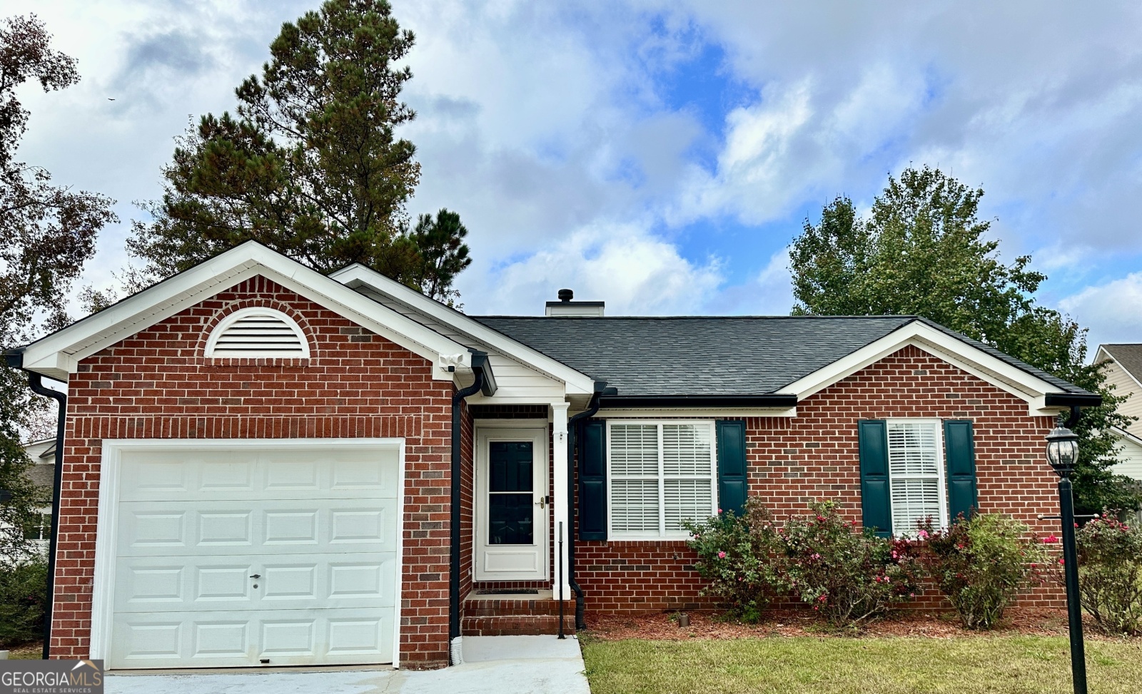 101 Greentree Drive, Newnan, Georgia 30265, 2 Bedrooms Bedrooms, ,2 BathroomsBathrooms,Residential,For Sale,Greentree,9140359