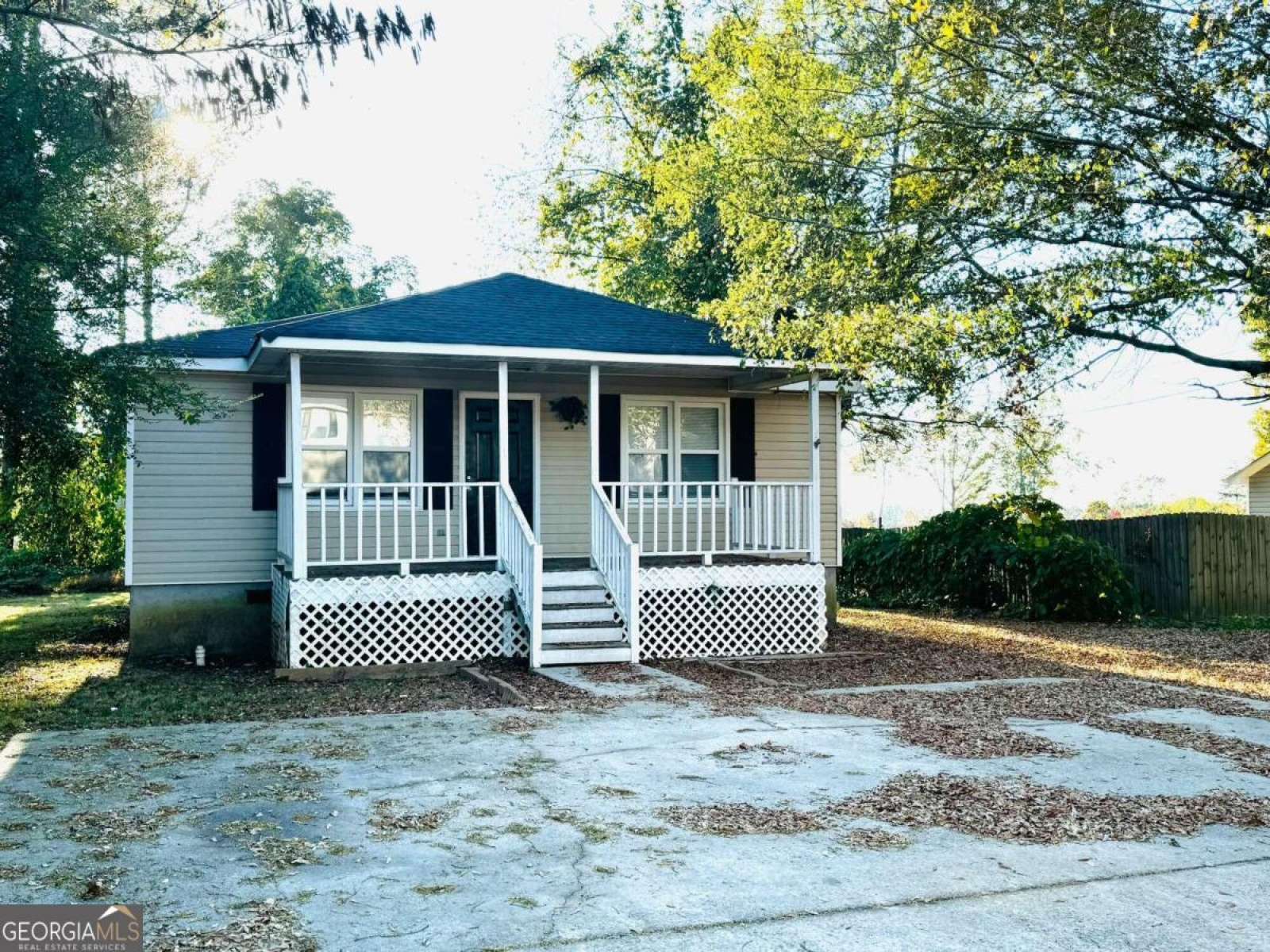 104 Ayers Street, Bremen, Georgia 30110, 2 Bedrooms Bedrooms, ,1 BathroomBathrooms,Residential,For Sale,Ayers,9140422