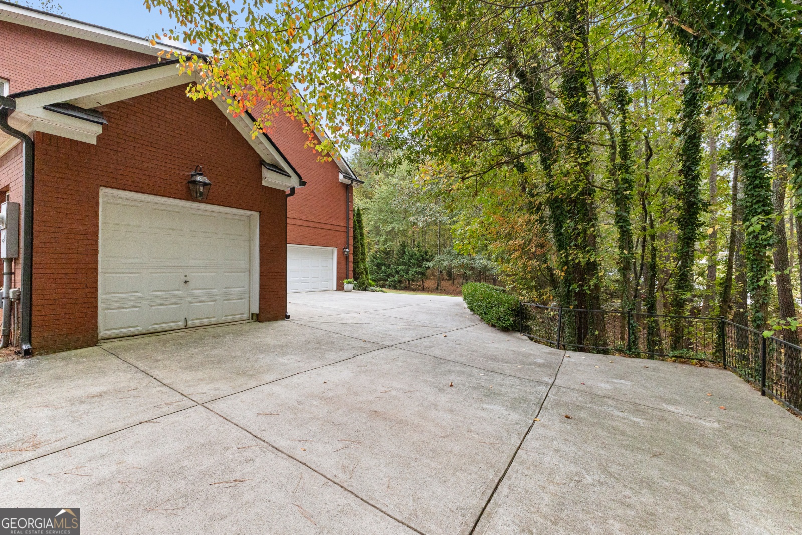 51 Arbor Springs Plantation Drive, Newnan, Georgia 30265, 4 Bedrooms Bedrooms, ,3 BathroomsBathrooms,Residential,For Sale,Arbor Springs Plantation,9140425