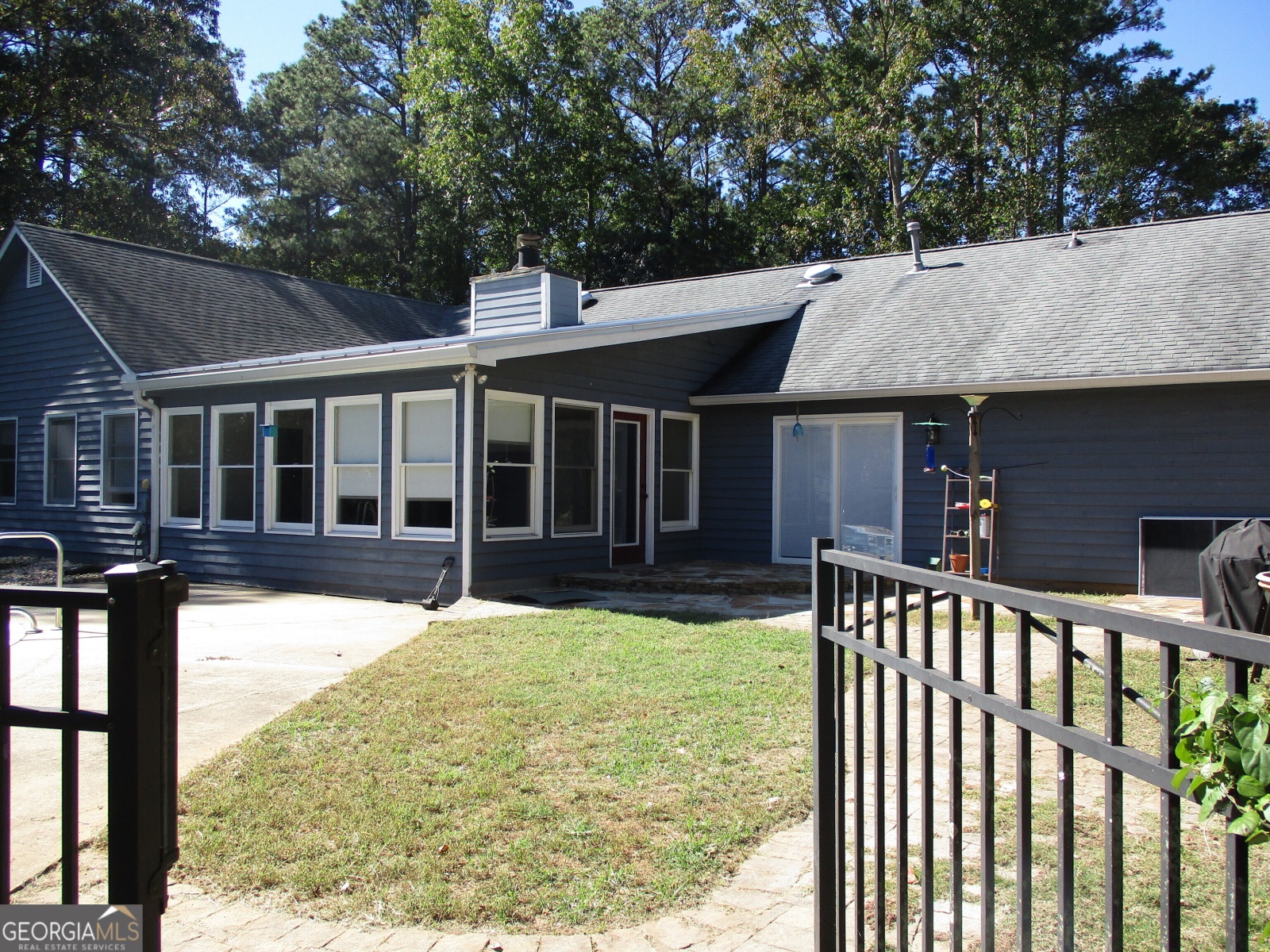 880 Brooks Woolsey Road, Brooks, Georgia 30205, 3 Bedrooms Bedrooms, ,2 BathroomsBathrooms,Residential,For Sale,Brooks Woolsey,9140428