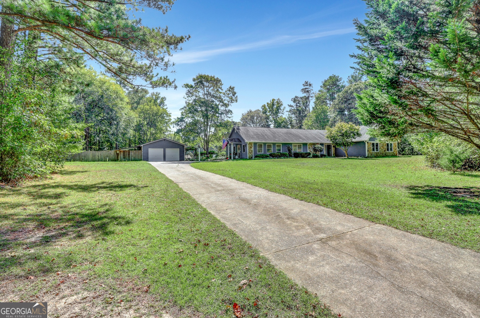 880 Brooks Woolsey Road, Brooks, Georgia 30205, 3 Bedrooms Bedrooms, ,2 BathroomsBathrooms,Residential,For Sale,Brooks Woolsey,9140428