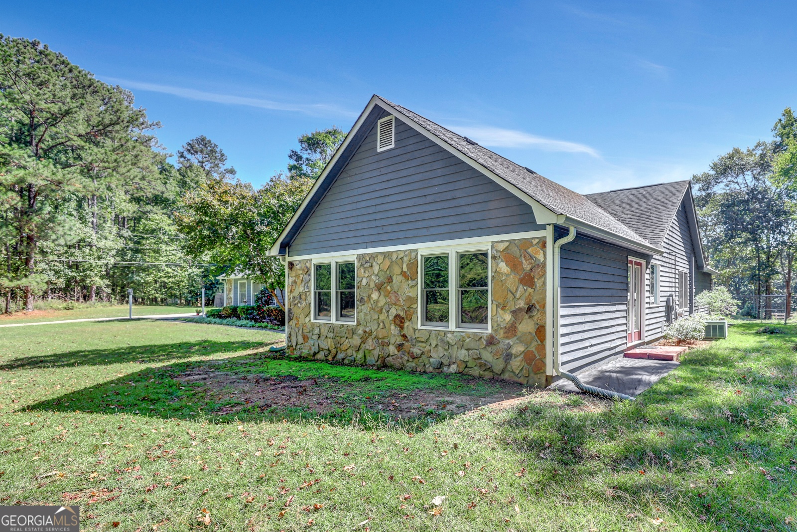 880 Brooks Woolsey Road, Brooks, Georgia 30205, 3 Bedrooms Bedrooms, ,2 BathroomsBathrooms,Residential,For Sale,Brooks Woolsey,9140428