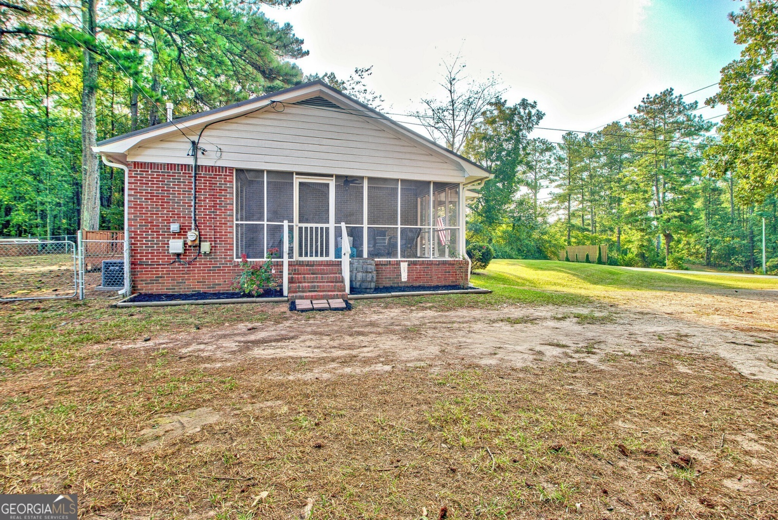 1048 Macedonia Road, Newnan, Georgia 30263, 3 Bedrooms Bedrooms, ,1 BathroomBathrooms,Residential,For Sale,Macedonia,9140470